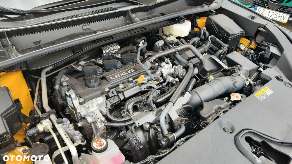 Lexus LBX 1.5 Hybrid - 26