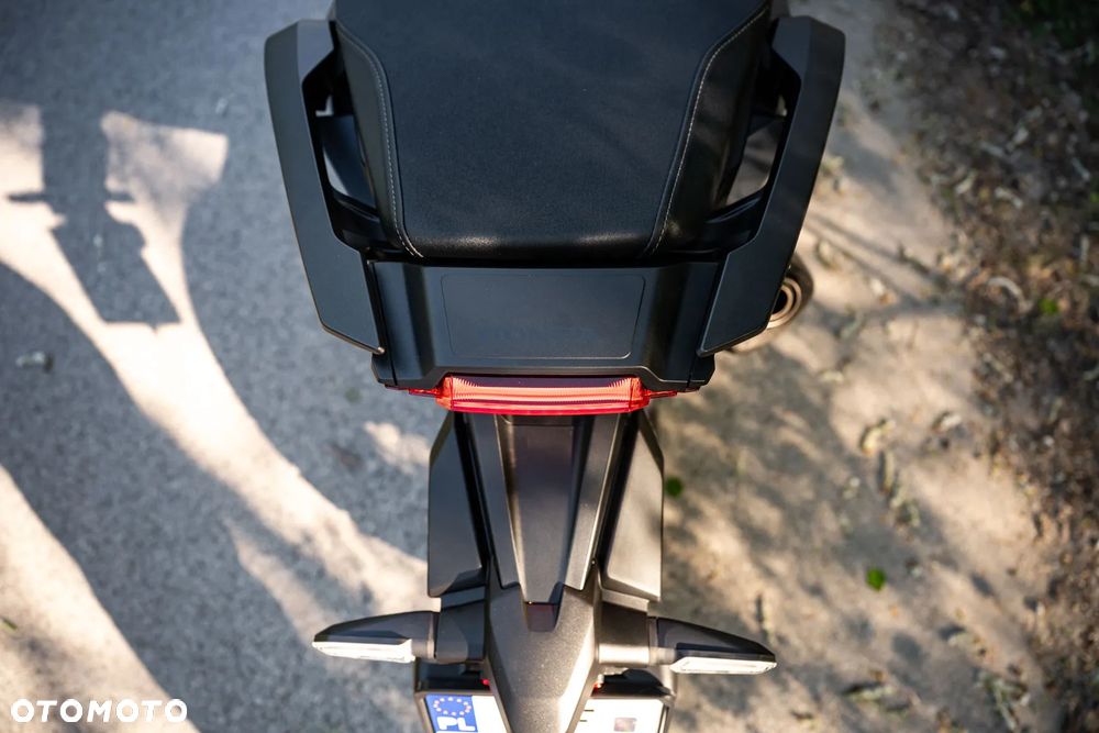 Honda X-ADV - 16