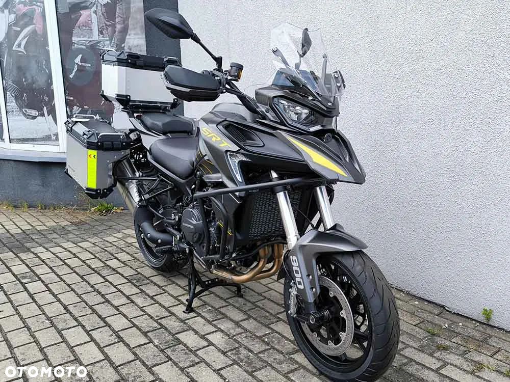 QJMOTOR 900 S - 11