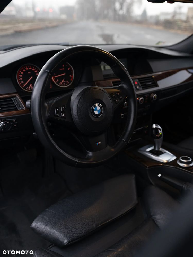 BMW Seria 5 - 17