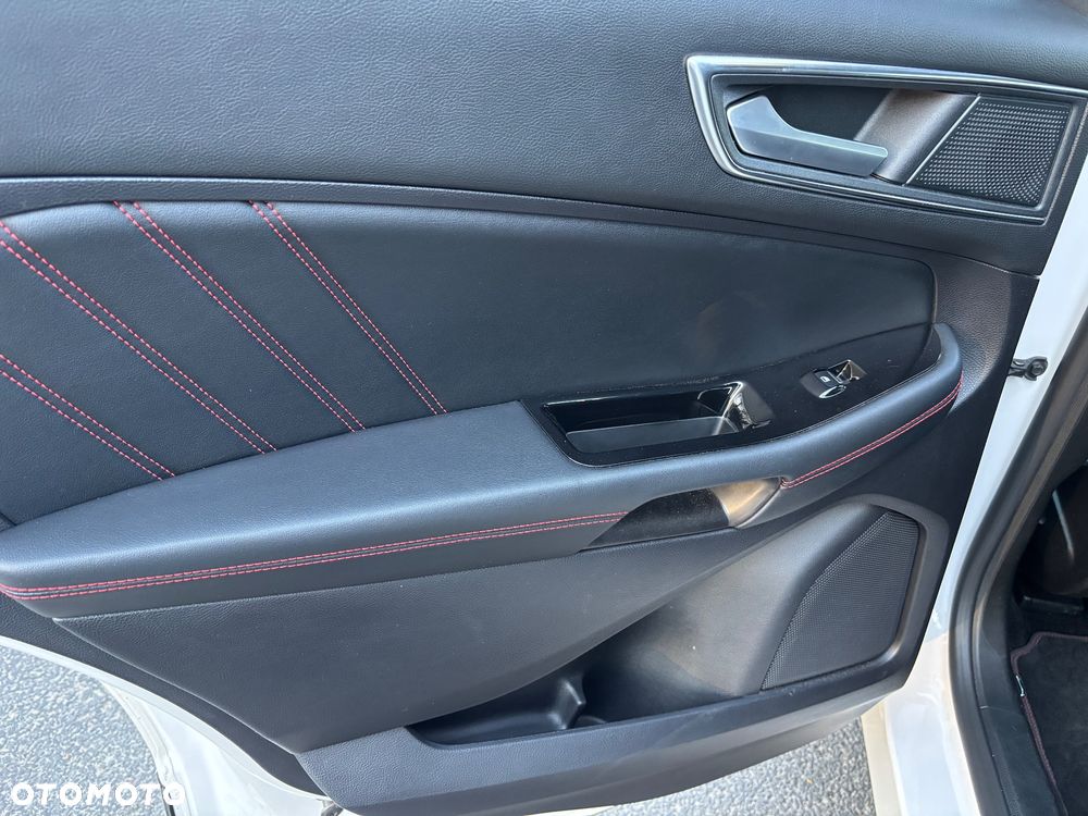 Ford Edge 2.0 EcoBlue Twin-Turbo 4WD ST-Line - 25