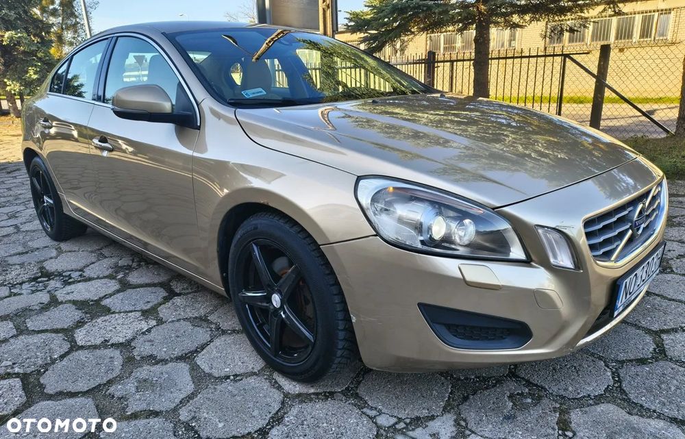 Volvo S60 2011 photo 5