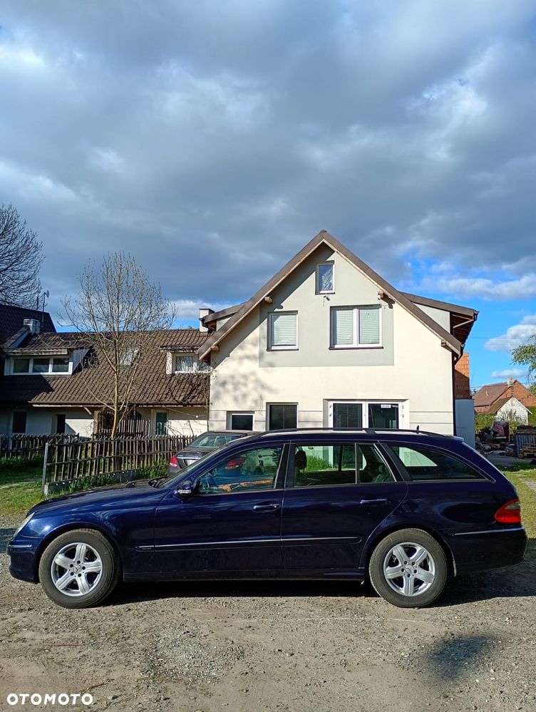 Mercedes-Benz Klasa E 200 Kompressor Classic - 22