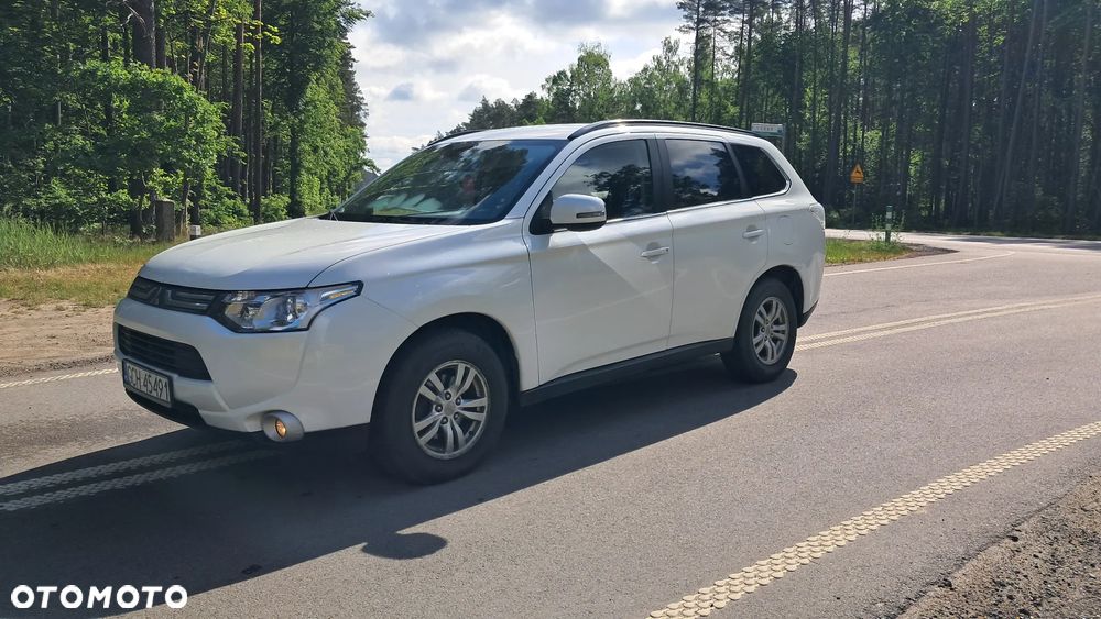 Mitsubishi Outlander 2.2 DID Intense + 4WD - 14