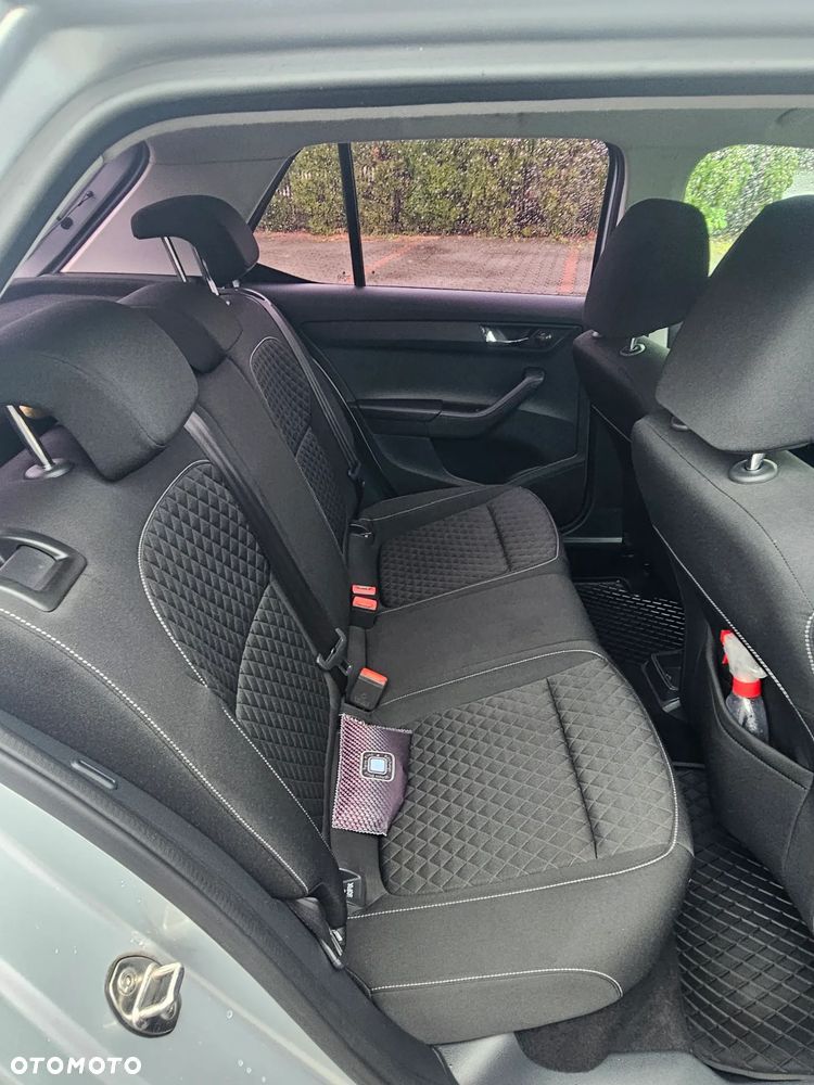 Skoda Fabia 1.2 TSI Ambition - 9