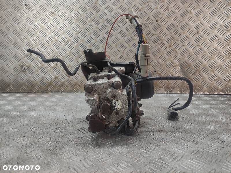 POMPA STEROWNIK ABS  TOYOTA CARINA II 8826420040 - 9