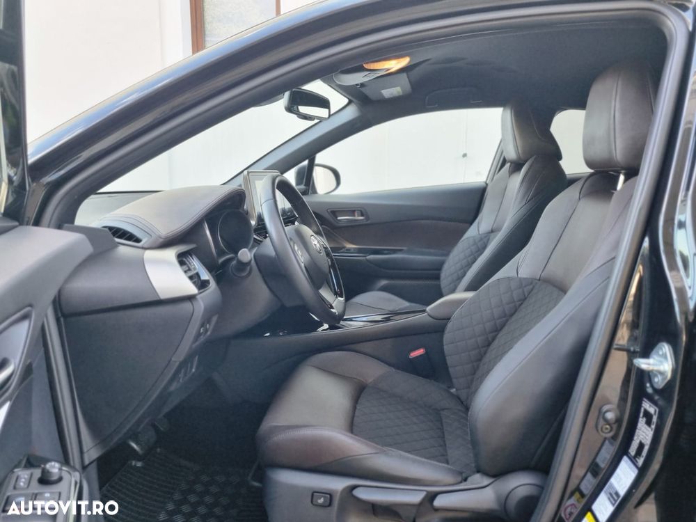 Toyota C-HR 1.8 HSD 4x2 CVT C-ult LED - 6