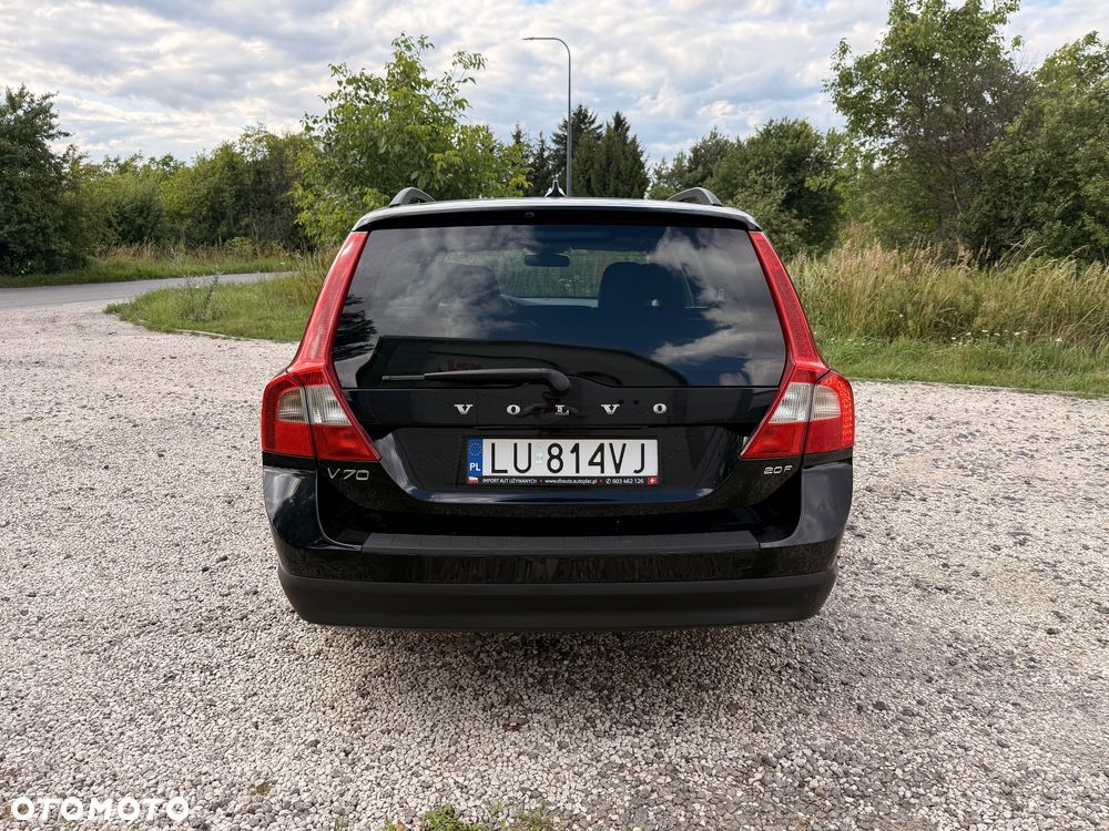 Volvo V70 2.0 - 9