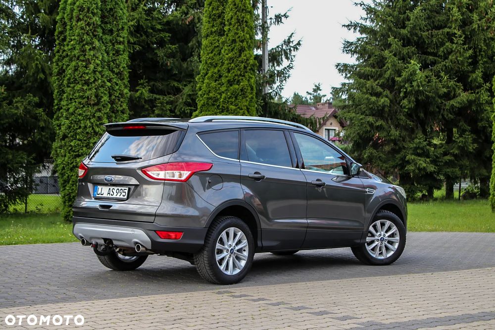 Ford Kuga 2.0 TDCi FWD Titanium - 13