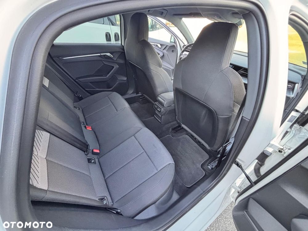 Audi A3 Limousine 35 TDI S tronic - 18