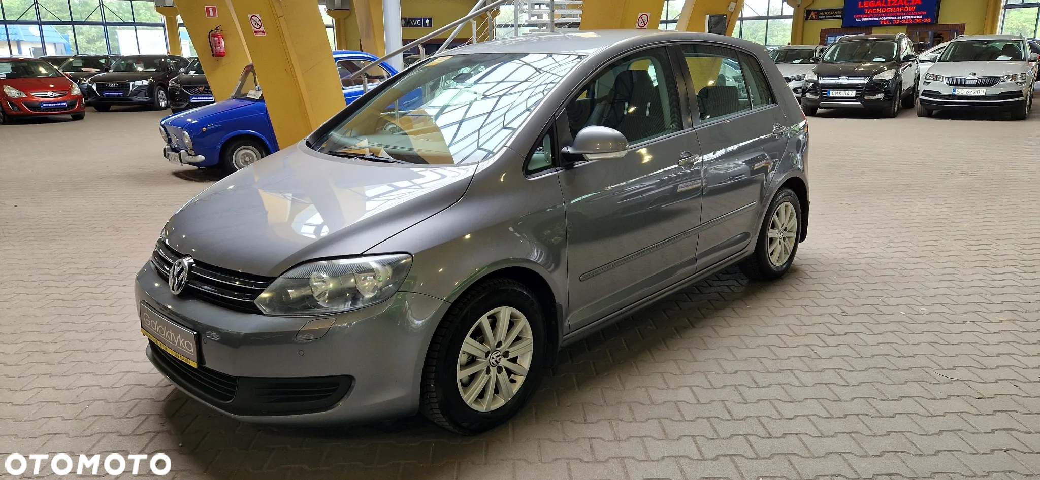 Volkswagen Golf Plus 1.6 TDI Comfortline - 5