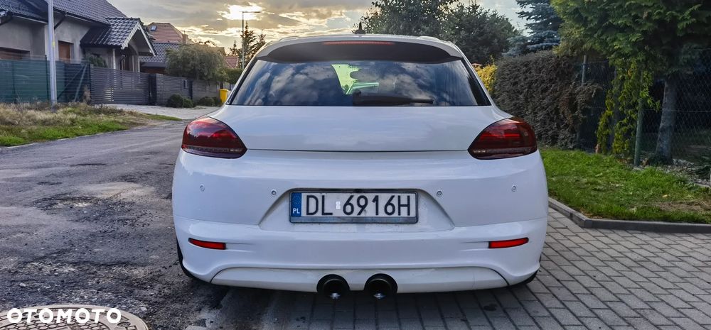 Volkswagen Scirocco 1.4 TSI Perfectline R-Style - 4