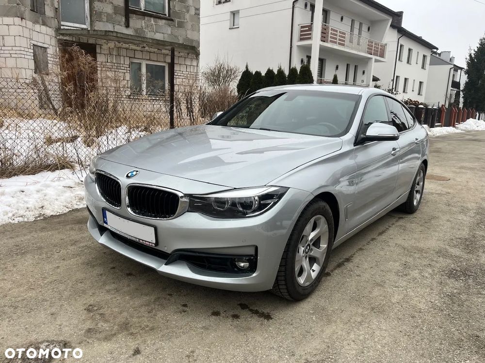 BMW 3GT 320i - 1