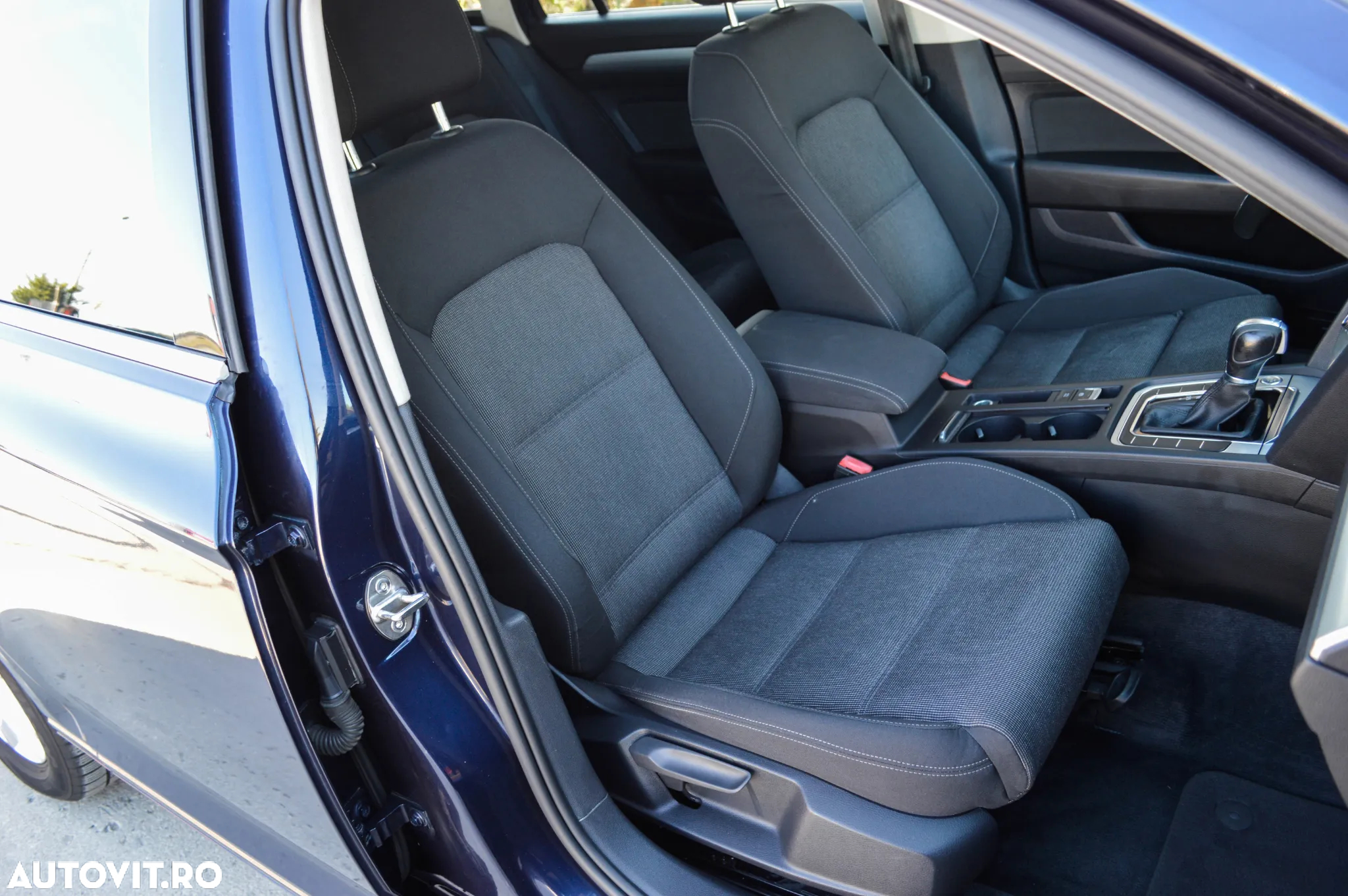 Volkswagen Passat Variant 2.0 TDI DSG (BlueMotion Technology) Comfortline - 34