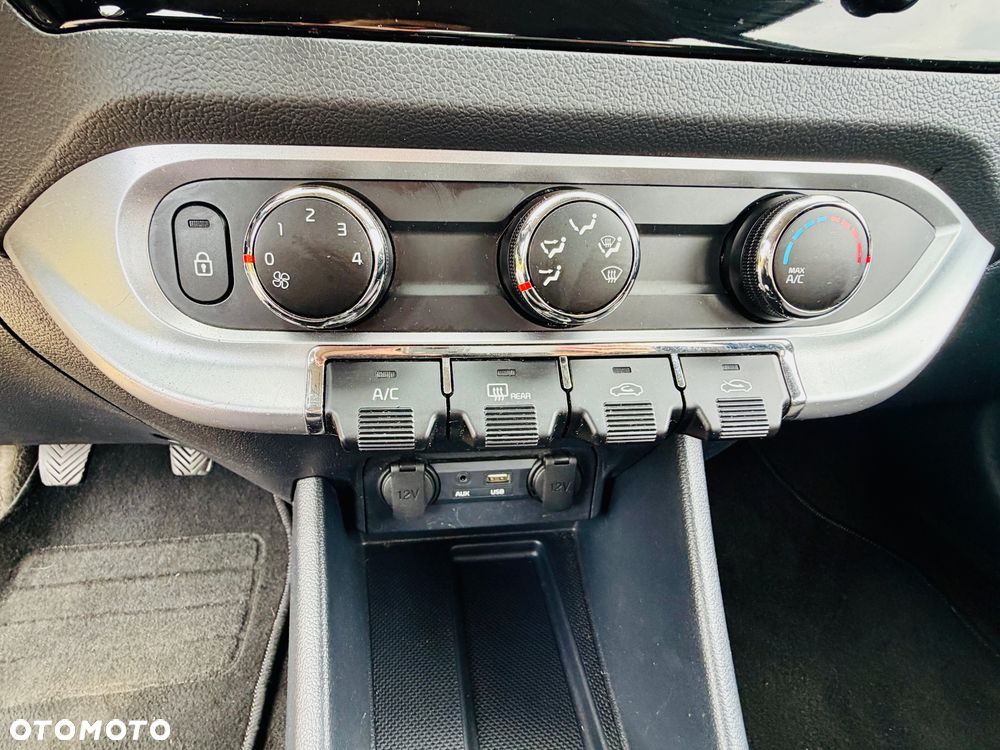 Kia Rio 1.2 Business Line - 29