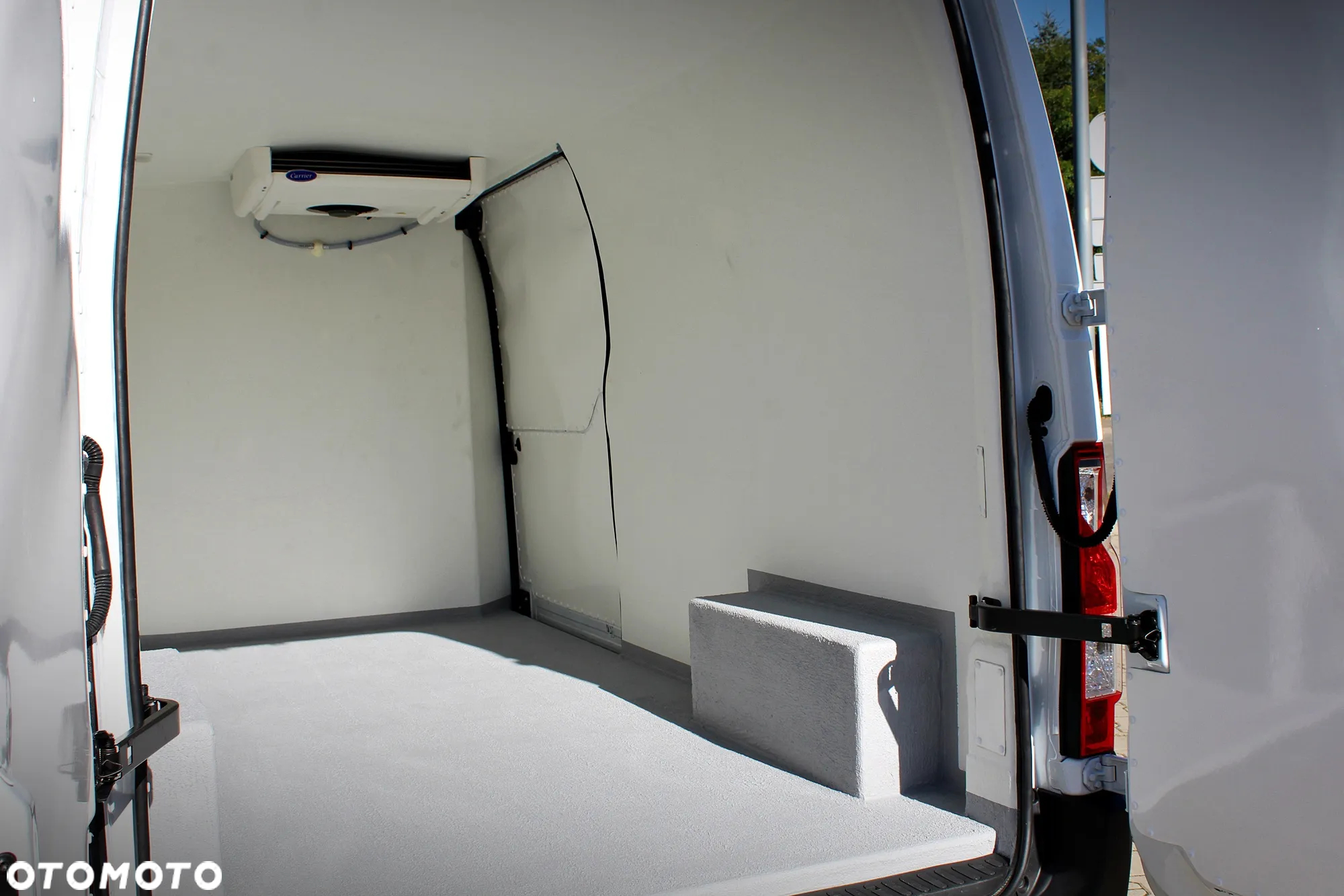 Renault Master L3H2 Chłodnia do -5'C - zabudowa, agregat Carrier Citimax 280 - 19