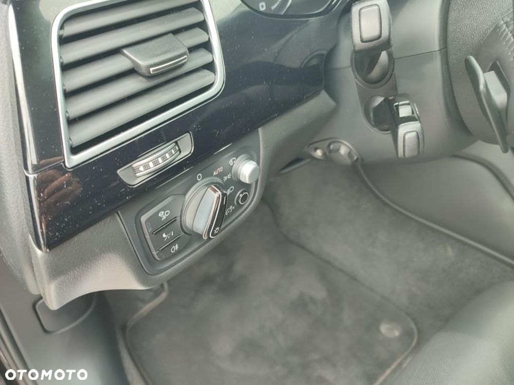 Audi A8 3.0 TDI DPF quattro tiptronic - 27