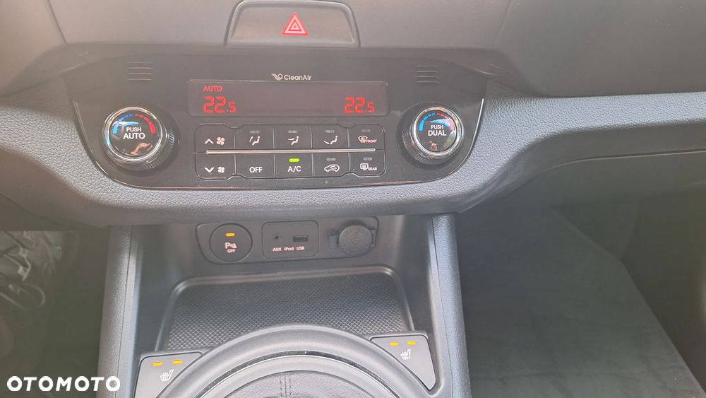 Kia Sportage 2.0 CRDI M 4WD - 13