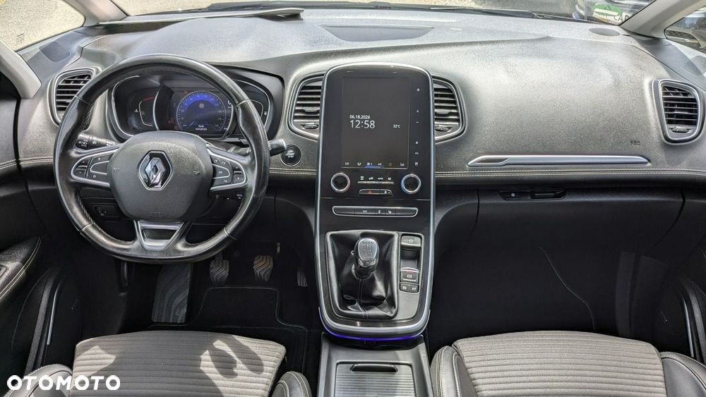 Renault Scenic - 24