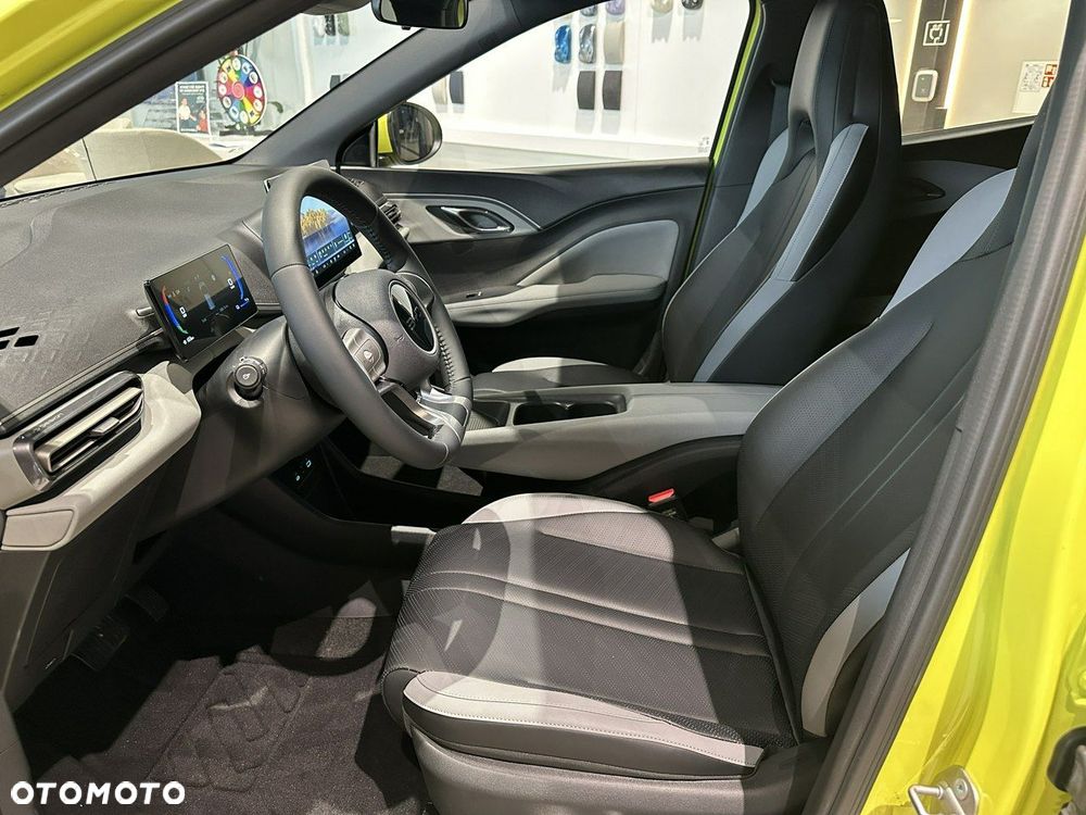 BYD Dolphin Surf - 12