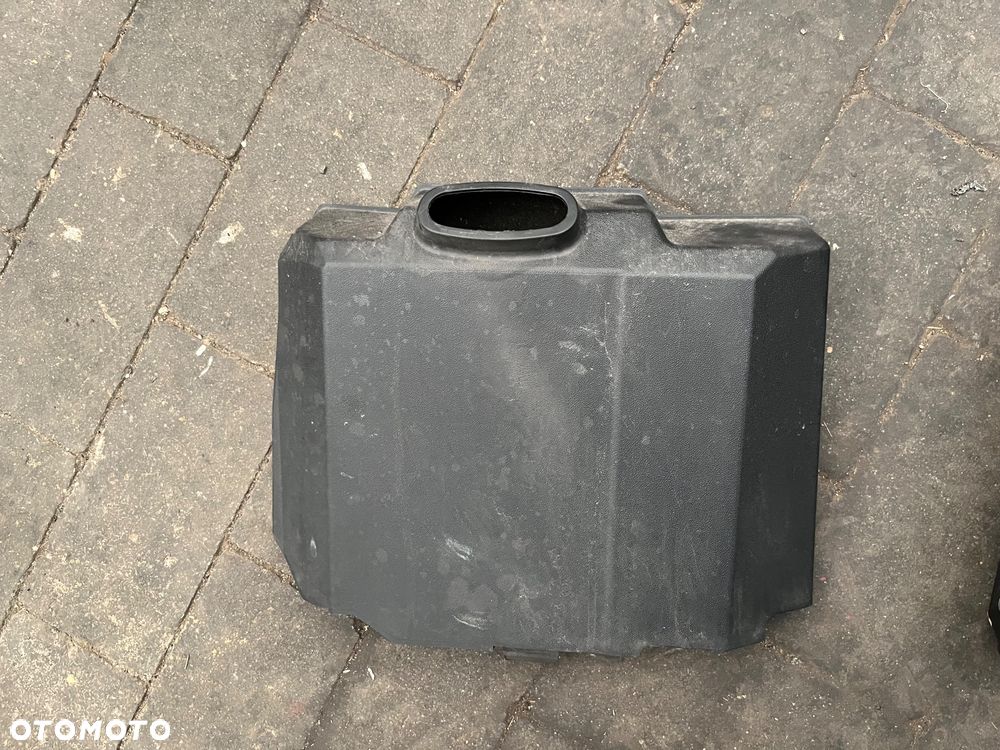 Pokrywa akumulatora komputera Renault Espace V - 1