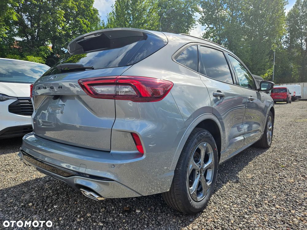 Ford Kuga 1.5 EcoBoost FWD ST-Line - 9
