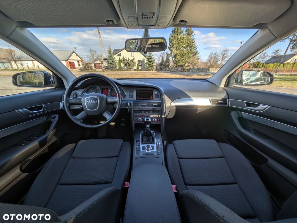 Audi A6 Limousine 2.4 - 23