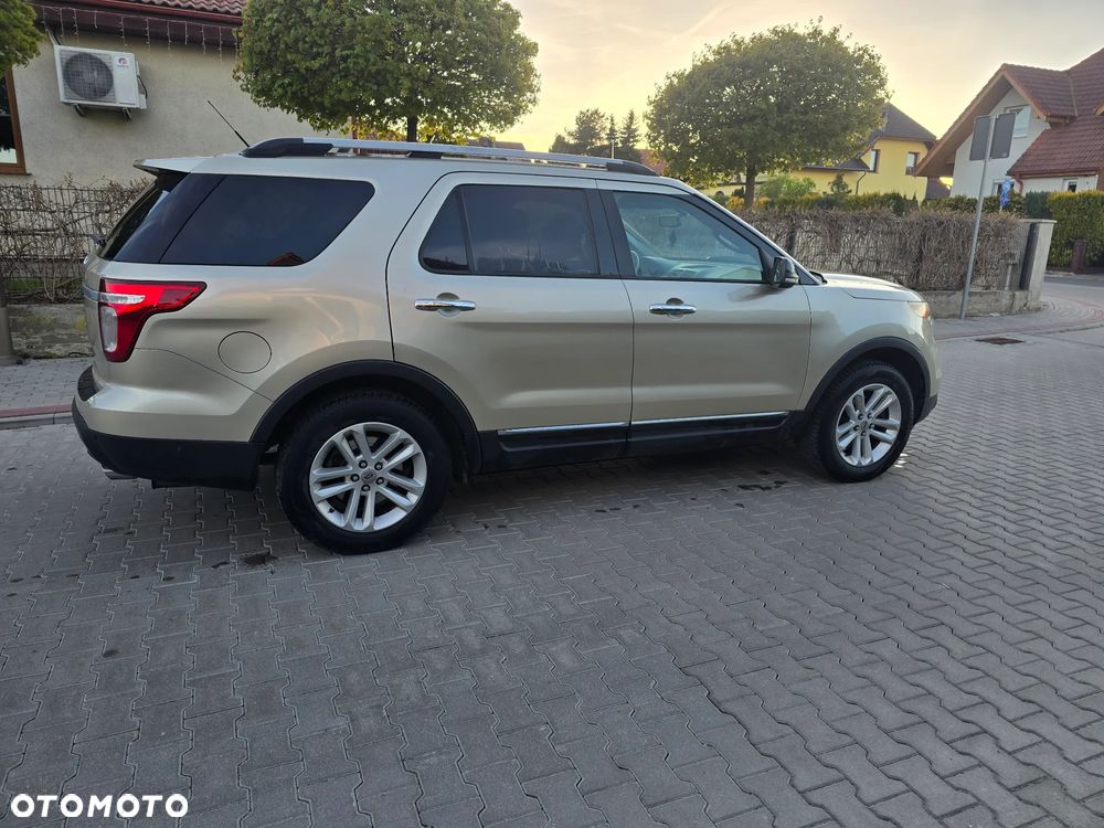 Ford Explorer - 6
