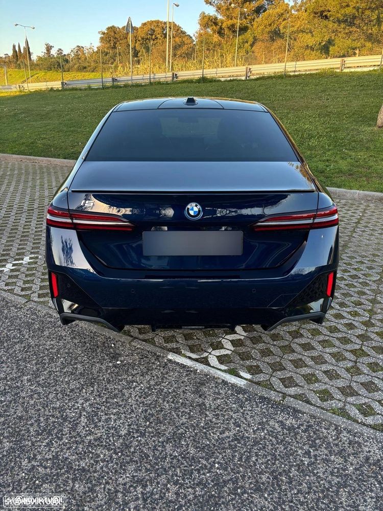 BMW i5 eDrive40 Pack Desportivo M - 4