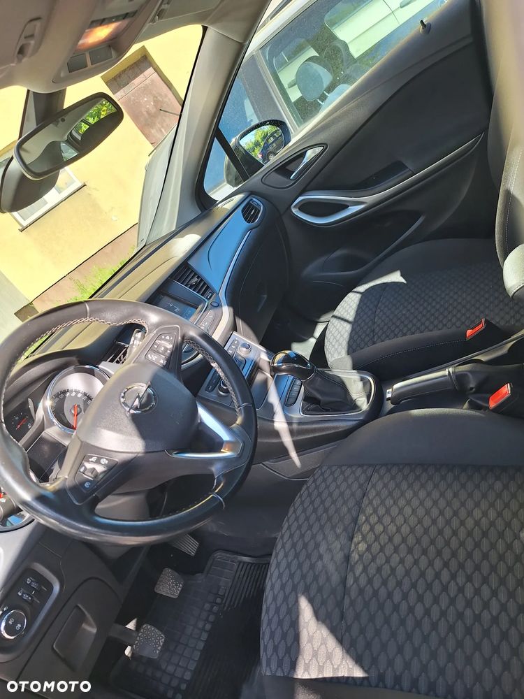 Opel Astra 1.6 CDTI Dynamic S&S - 13