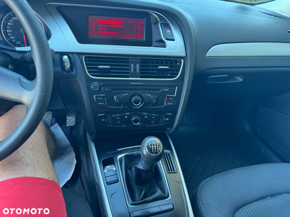 Audi A4 Limousine 1.8 TFSI Attraction - 8