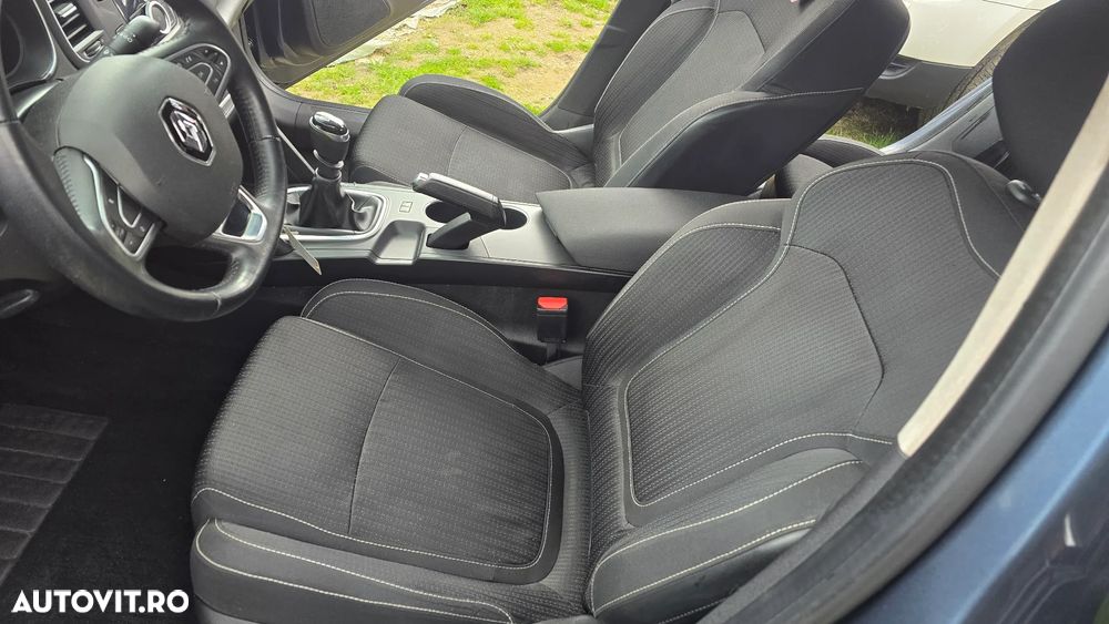 Renault Megane Energy dCi Intens - 16