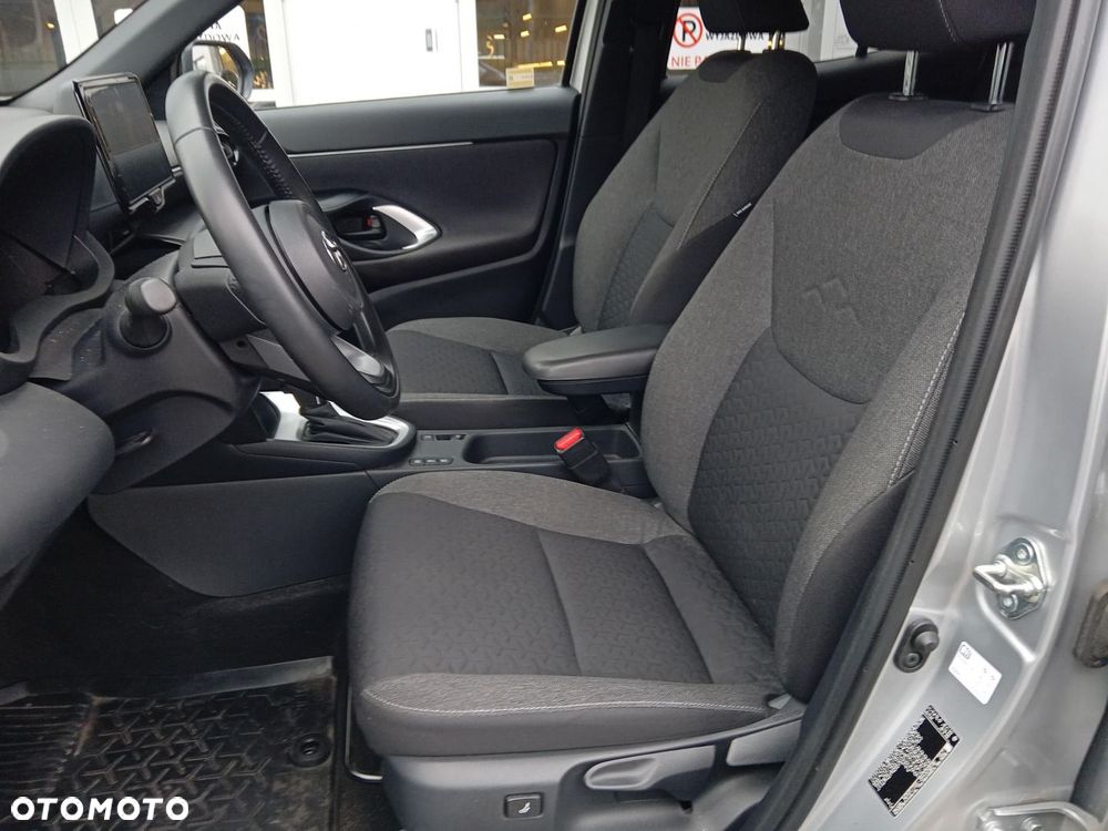 Toyota Yaris Cross - 14