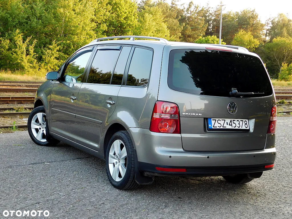 Volkswagen Touran 1.6 Trendline - 14