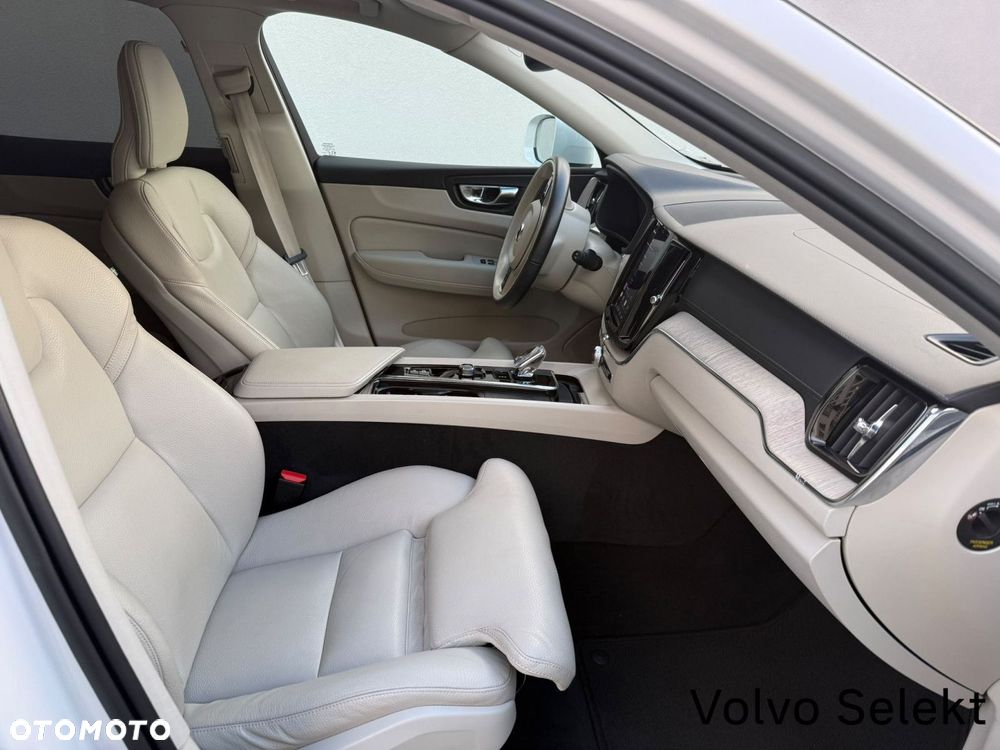 Volvo XC 60 - 28