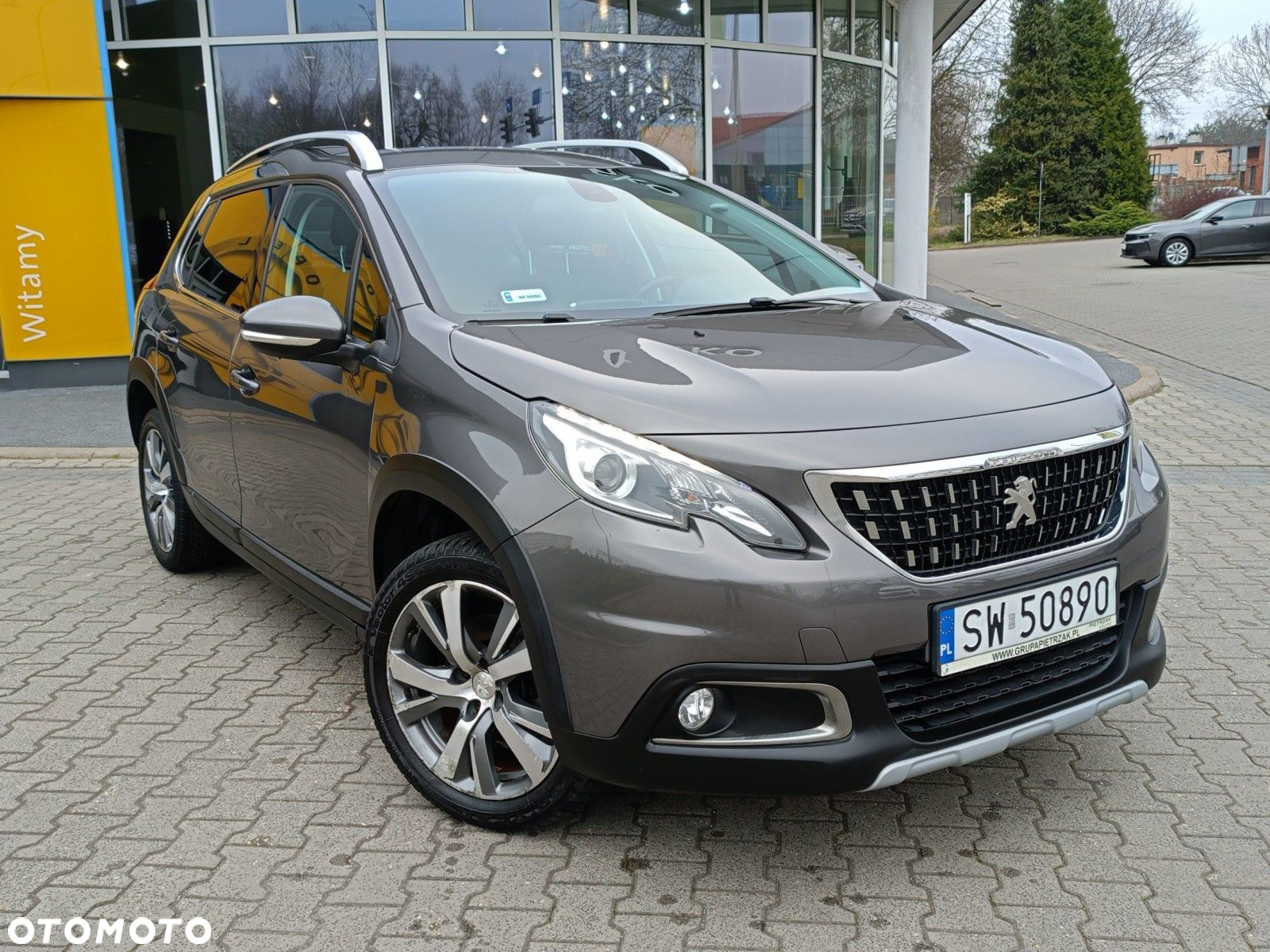 Peugeot 2008 - 4
