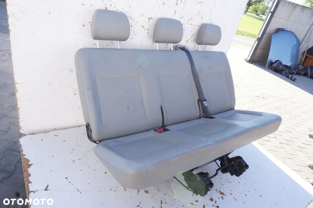 FOTEL KANAPA 2 RZĄD VOLKSWAGEN TRANSPORTER T5 FL - 2