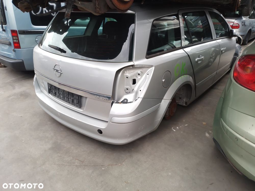 OPEL ASTRA H III 1.9 CDTI 06-10 LIFT KOMBI  ZDERZAK TYŁ TYLNY  Z157 - 2