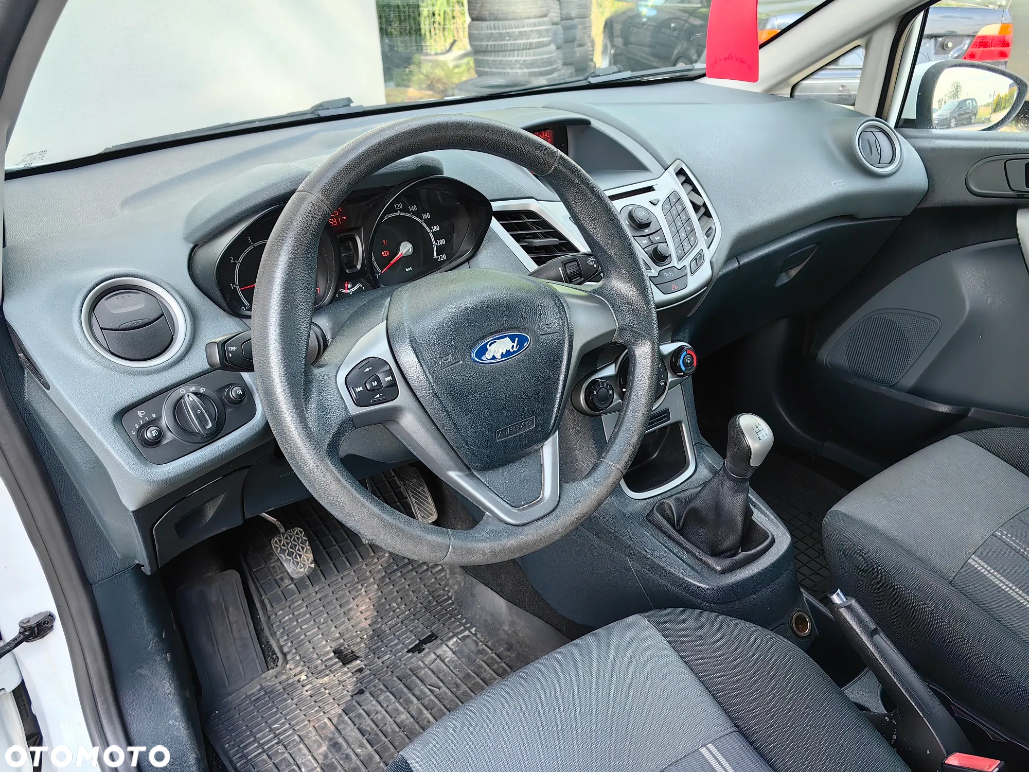 Ford Fiesta 1.25 Ambiente - 18
