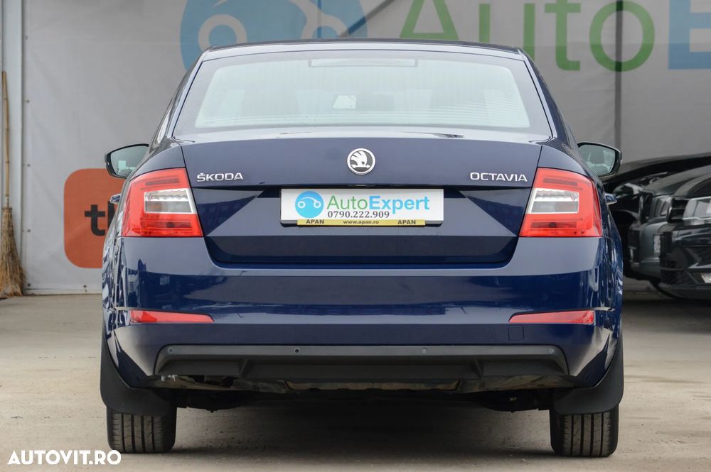 Skoda Octavia 1.6 TDI Ambiente - 15