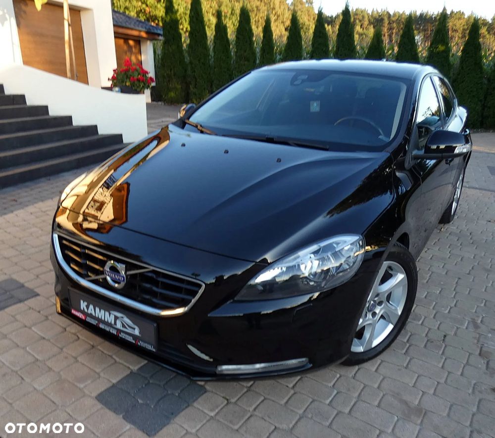 Volvo V40 D3 Drive-E Momentum - 22