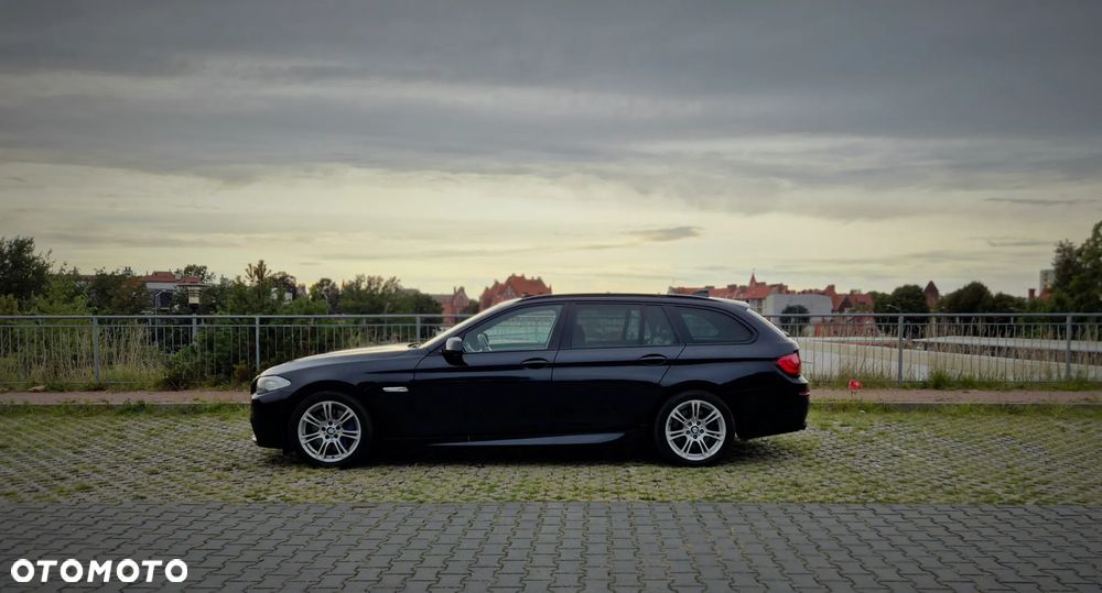BMW Seria 5 535d xDrive - 15