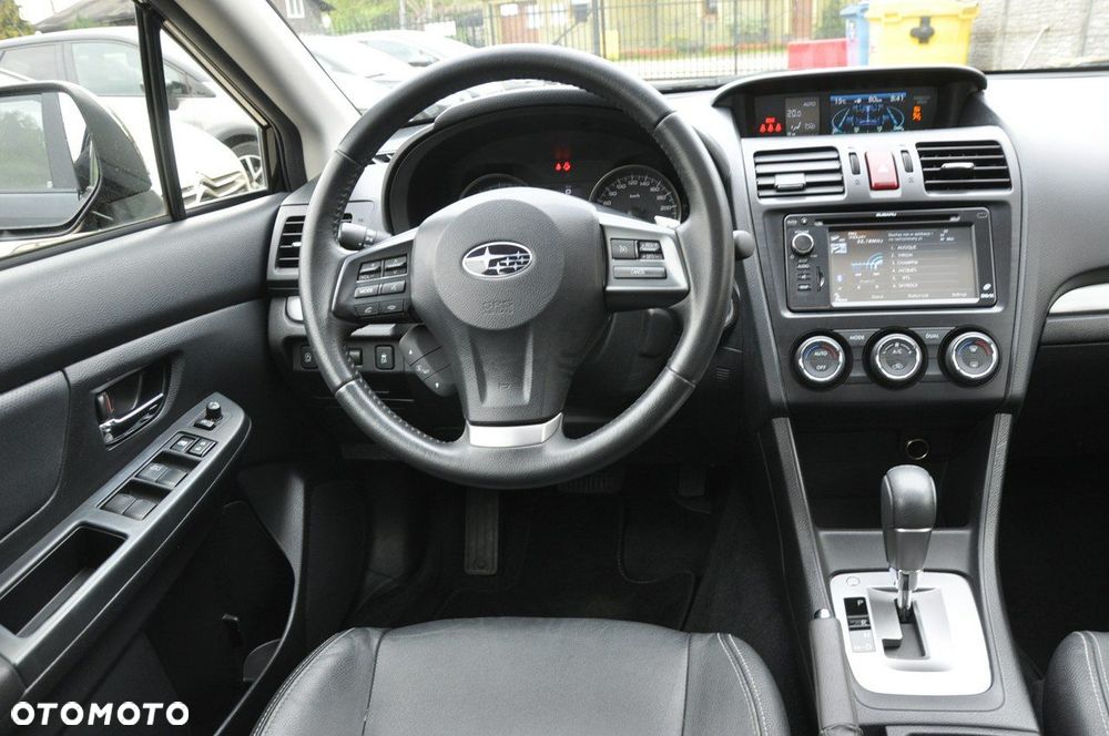 Subaru XV 2.0 i Exclusive Lineartronic - 13