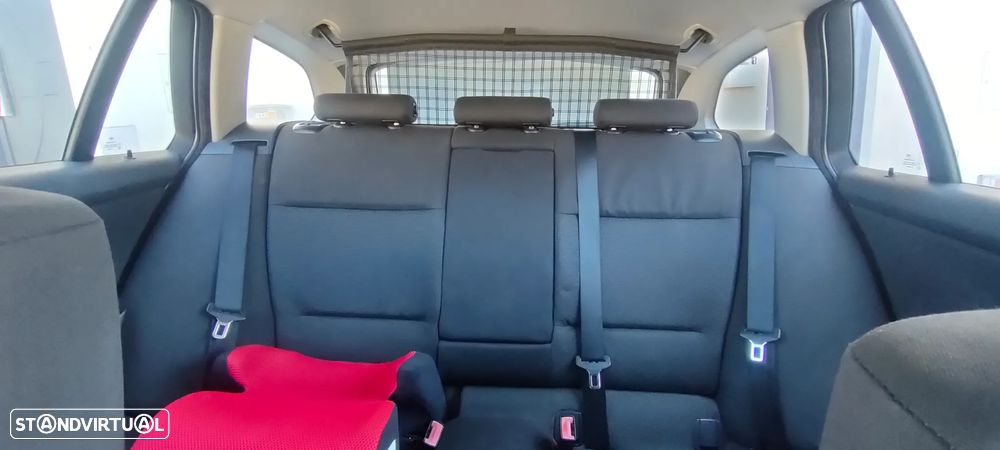 BMW 318 d Touring - 5