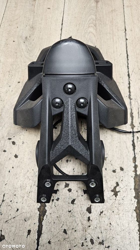 Uchwyt tablicy podświetlanie Yamaha T-Max 530 BC3-21629 - 8