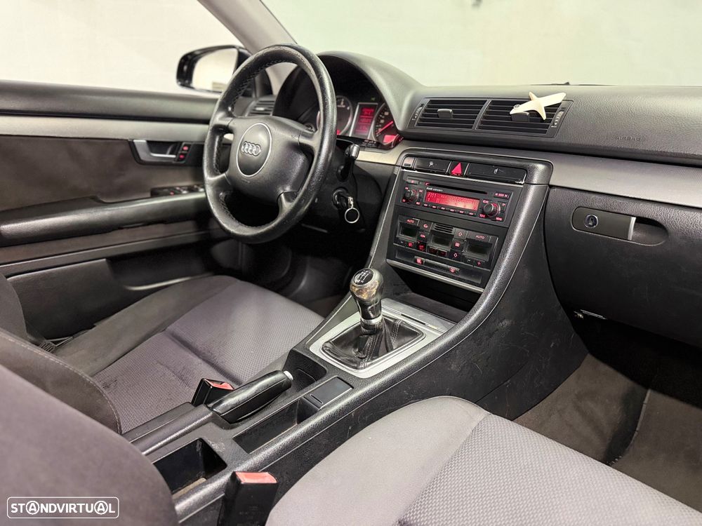 Audi A4 1.9 TDI m5 Sport - 11