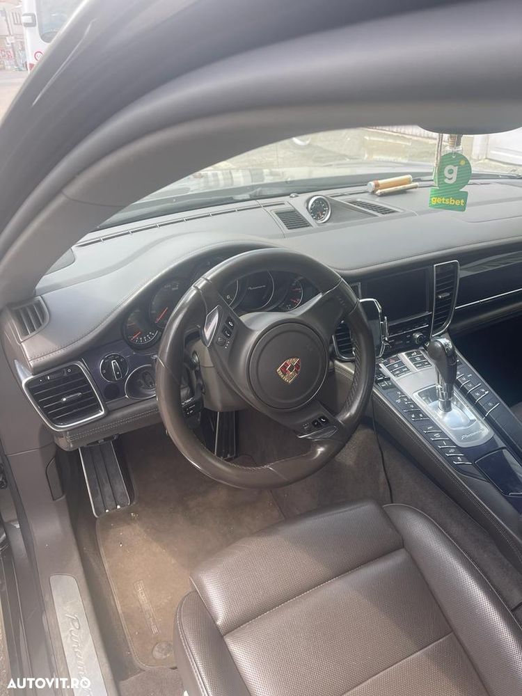 Porsche Panamera 3.0 Tiptronic S - 11