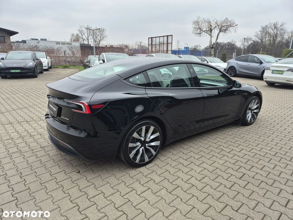 Tesla Model 3 Long Range AWD - 9