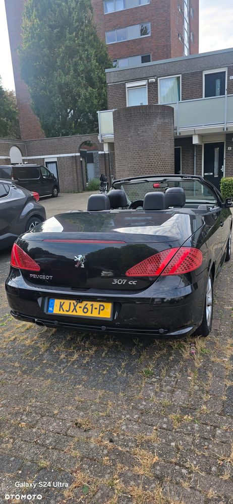 Peugeot 307 CC 1.6 Intense - 17