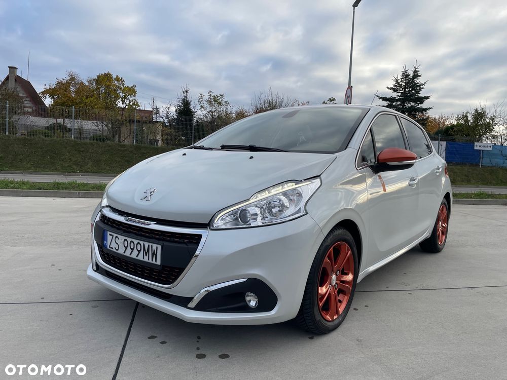 Peugeot 208 e-HDi 115 Stop&Start Allure - 2